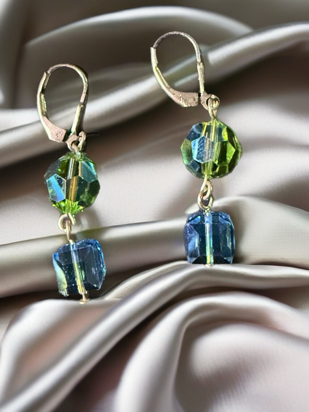 Handcrafted Swarovski Crystal Earrings Green & Blue 925 Silver Leverbacks